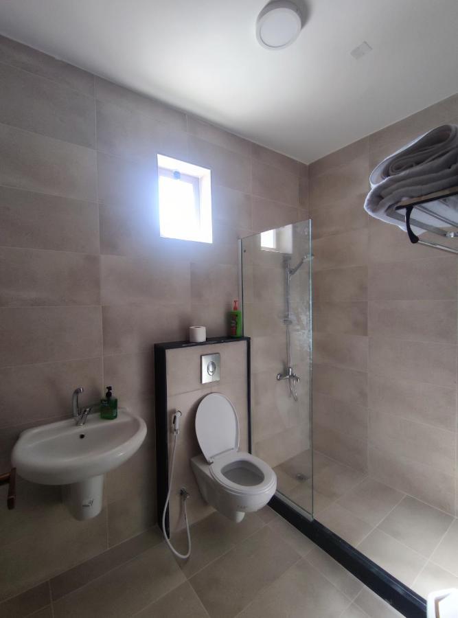 Red Rose City Apartment ワディ・ムーサ エクステリア 写真